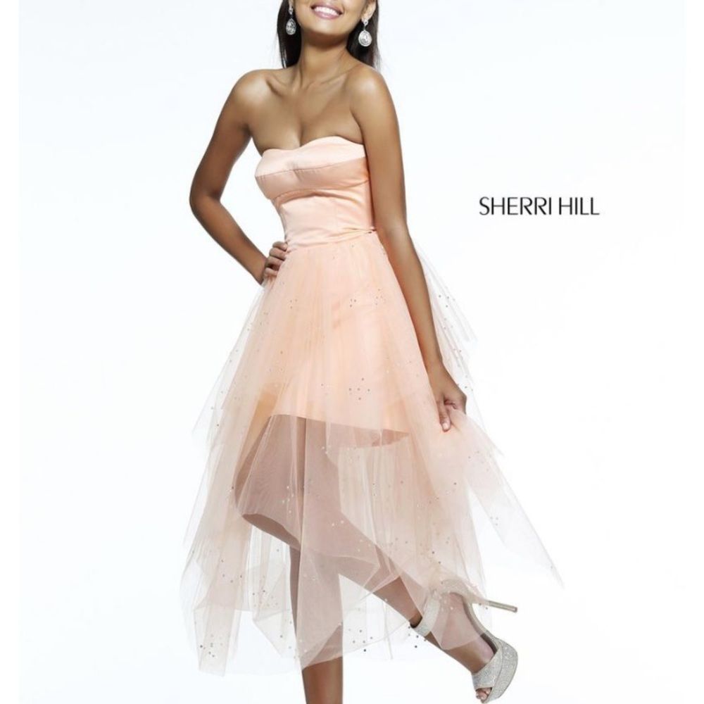 NWT Sherri Hill Gorgeous Prom Homecoming Strapless Satin Tulle Dress in Peach 12